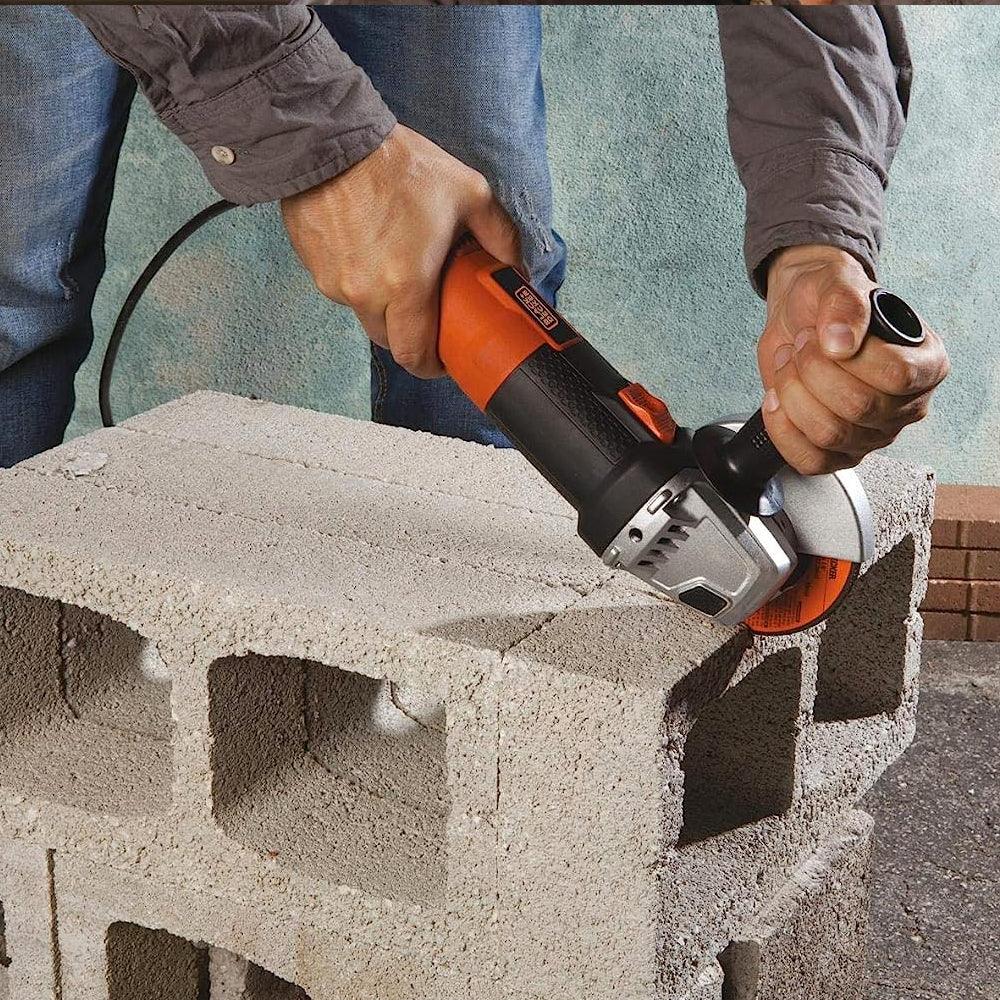 Black + Decker Angle Grinder Tool KG8215 820W - Image 3