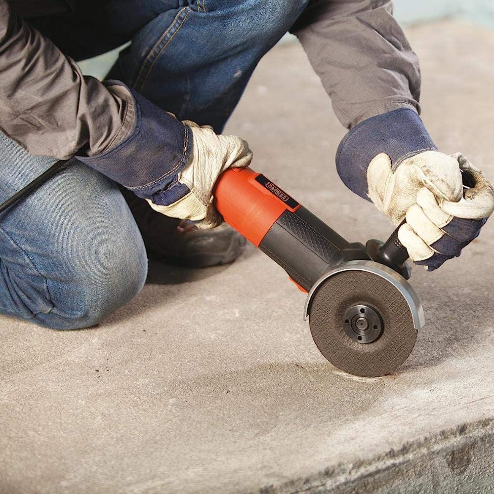 Black + Decker Angle Grinder Tool KG8215 820W - Image 5