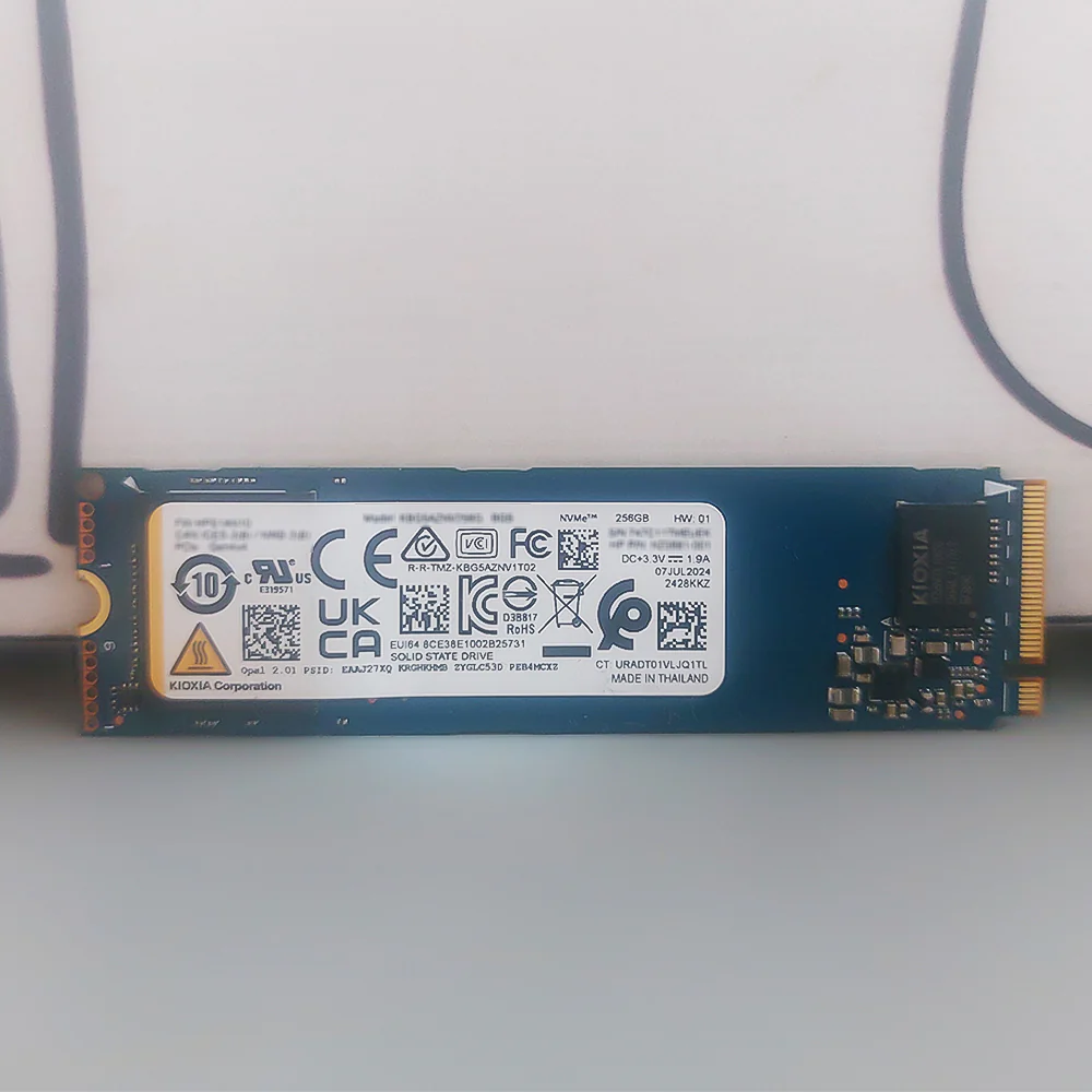 Toshiba Kioxia KBG5AZNV256G 256GB NVMe 2280 PCIe M.2 SSD (Original Used) - Image 2