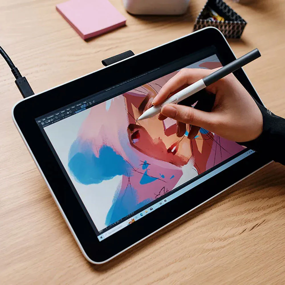 Wacom One 12 DTC121W0B Creative Pen Display 11.6 Inch - White - Image 15